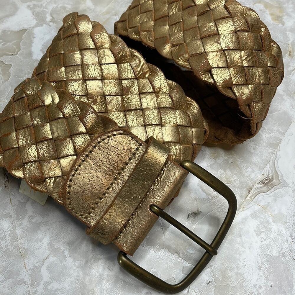 Vintage Y2K Fossil gold woven leather belt
